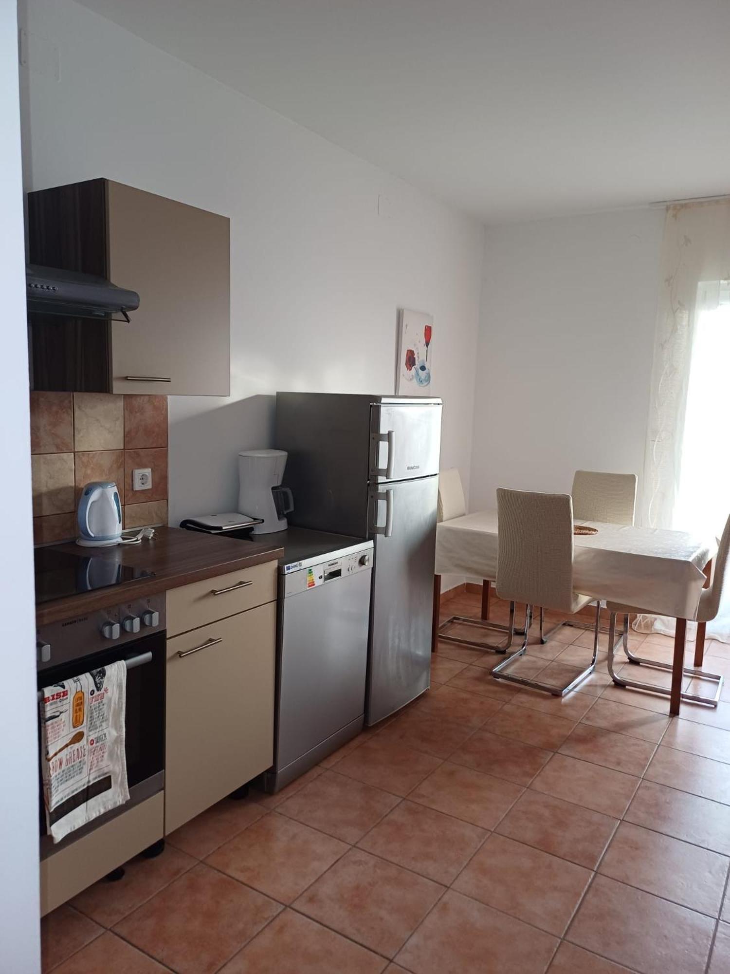 Apartmani Afrodita 茨里克韦尼察 外观 照片